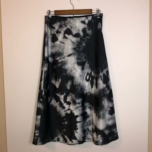 Wild Fable Long Tie-dyed Skirt size Small